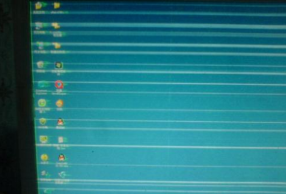 电脑花屏死机 电脑花屏死机