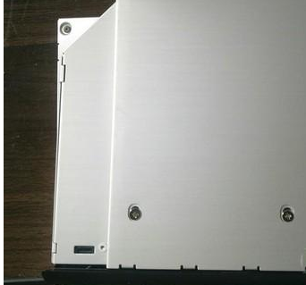 安装双硬盘 安装双硬盘